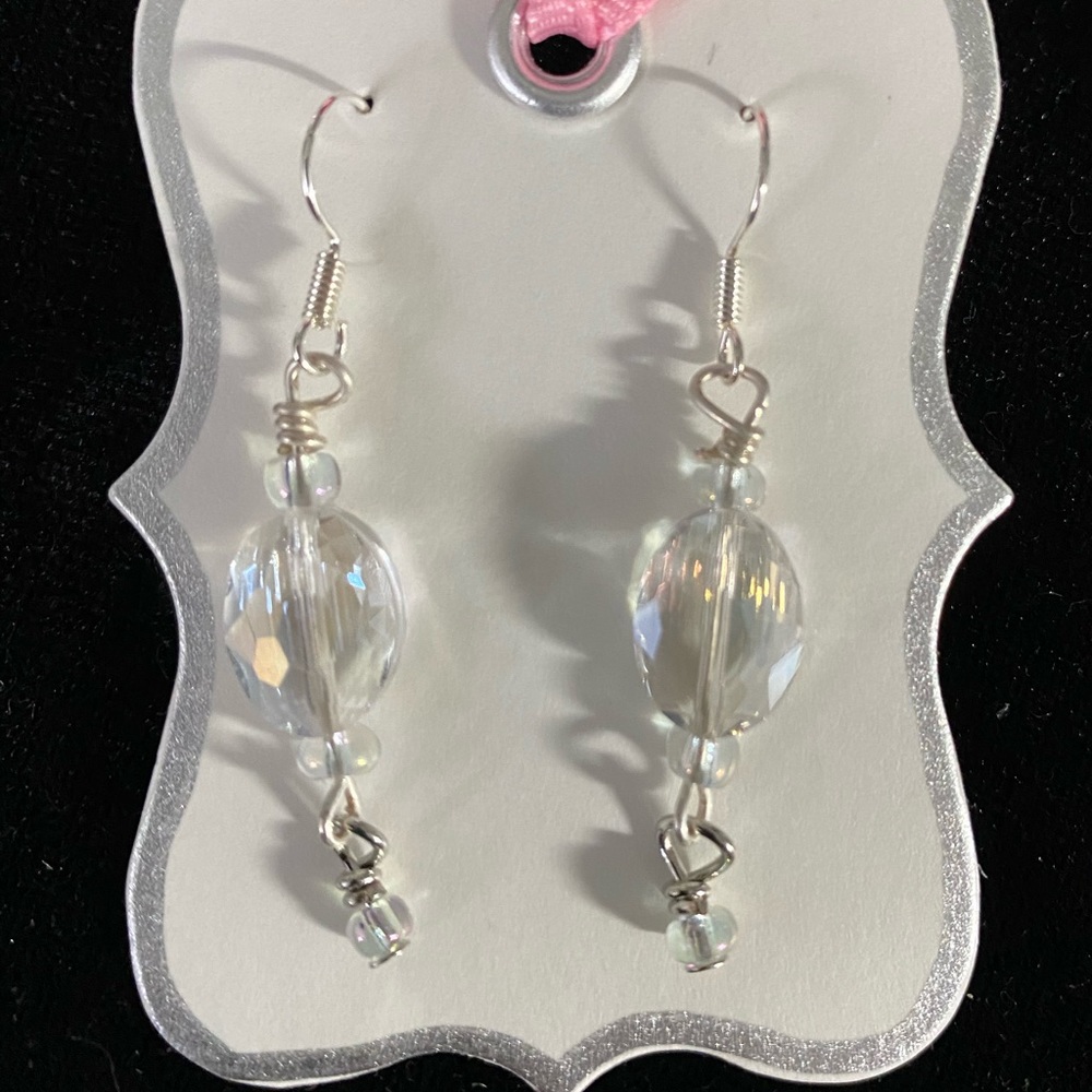 ꨄ 𝑅𝑜𝑚𝑎𝑛𝑡𝑖𝑐 𝐺𝑙𝑎𝑠𝑠 𝐸𝑎𝑟𝑟𝑖𝑛𝑔𝑠 ꨄ